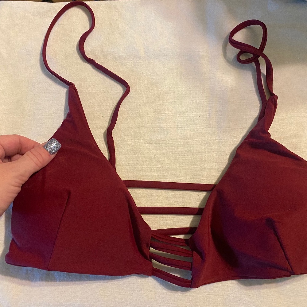 MONTCE SWIM LARGE WOMENS SWIM TOP RED/MAROON